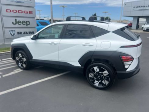 Used 2025 Hyundai Kona SEL AWD/4WD image 21