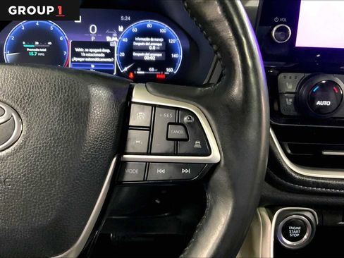 Used 2024 Toyota Grand Highlander Limited image 25