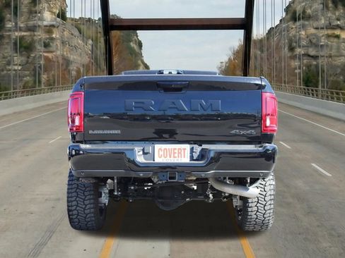 New 2025 RAM 2500 Laramie AWD/4WD image 8
