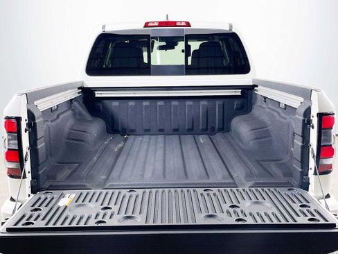 Certified 2025 Nissan Frontier SV w/ SV Convenience Package image 23