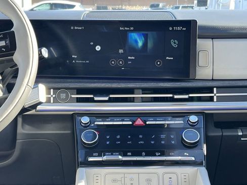 Used 2024 Hyundai Santa Fe Calligraphy image 17