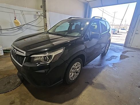 Used 2019 Subaru Forester w/ Alloy Wheel Package image 3