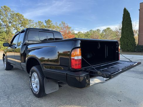 Used 2000 Toyota Tacoma 2WD Xtracab image 24