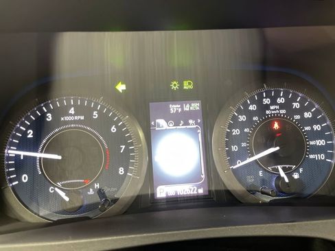 Used 2018 Toyota Sienna Limited image 15