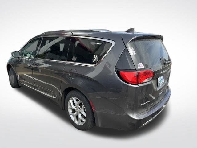 Used 2019 Chrysler Pacifica Limited FWD image 7