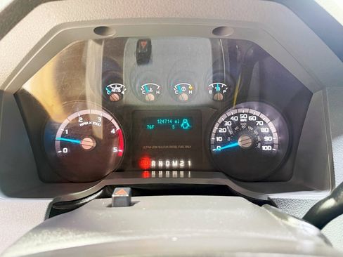 Used 2016 Ford F450 XL w/ Power Equipment Group image 22