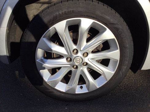Used 2016 Buick Envision Premium AWD/4WD image 49