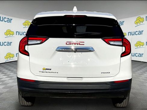 Used 2024 GMC Terrain SLE AWD/4WD image 5