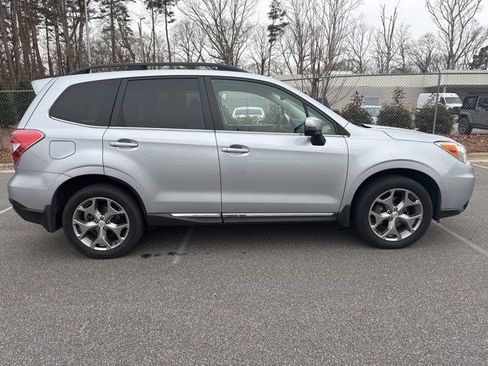 Used 2015 Subaru Forester 2.5i Touring w/ Eyesight & Navigation System image 11