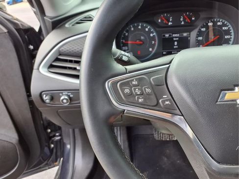 Used 2023 Chevrolet Malibu RS FWD image 21