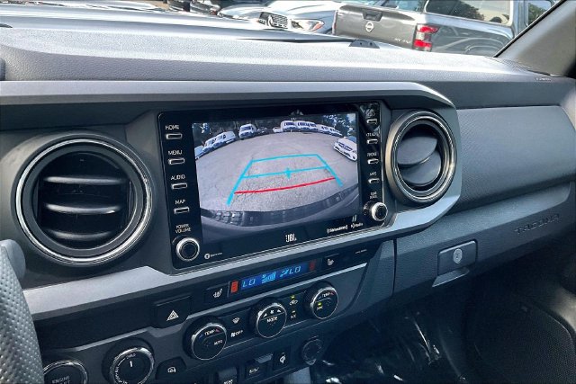 Used 2021 Toyota Tacoma TRD Sport w/ TRD Premium Sport Package AWD/4WD image 23