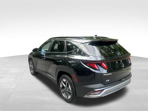 Used 2026 Hyundai Tucson SEL Plus AWD/4WD image 3