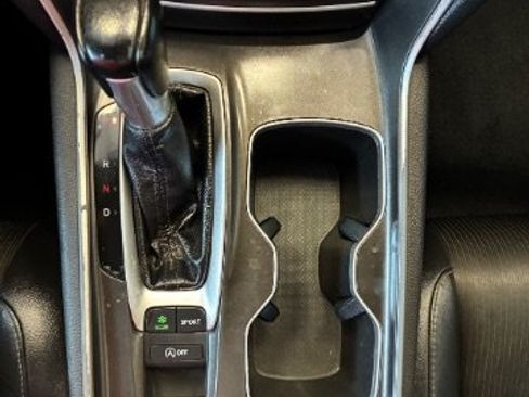 Used 2021 Honda Accord Sport image 21