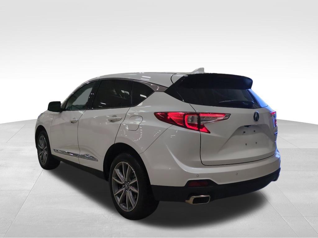 Used 2023 Acura RDX w/ Technology Package AWD/4WD image 3