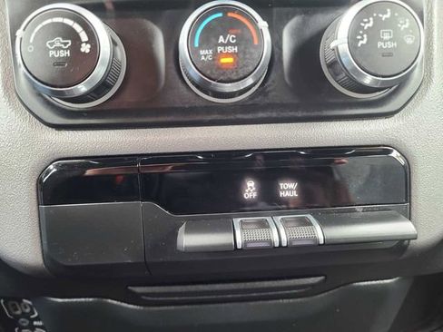 Used 2022 RAM 1500 Big Horn AWD/4WD image 26