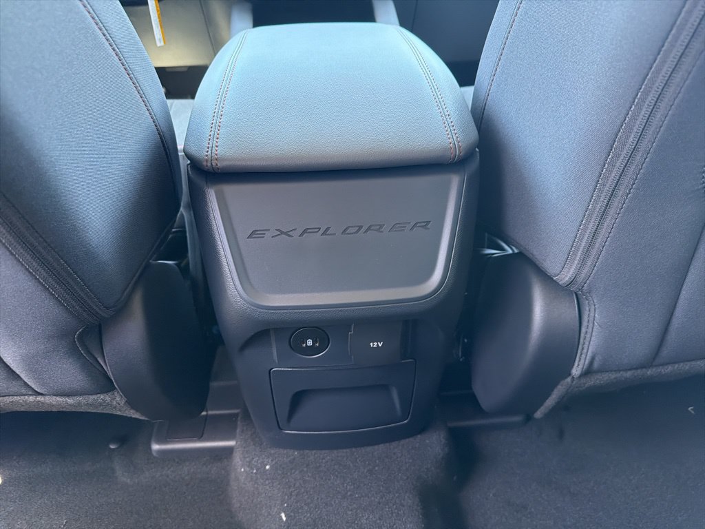 New 2026 Ford Explorer Active AWD/4WD image 17