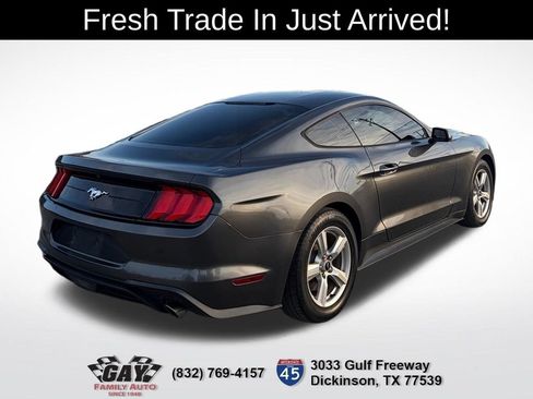 Used 2018 Ford Mustang Coupe RWD image 9