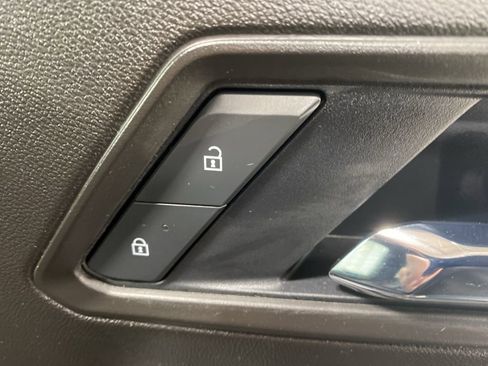 Certified 2025 Chevrolet Colorado Z71 w/ Technology Package image 20