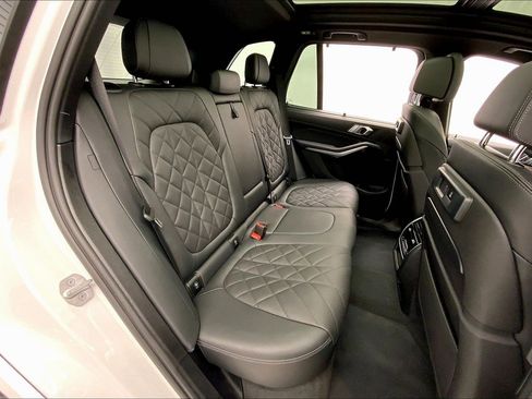 Certified 2023 BMW X5 xDrive40i w/ Executive Package image 11