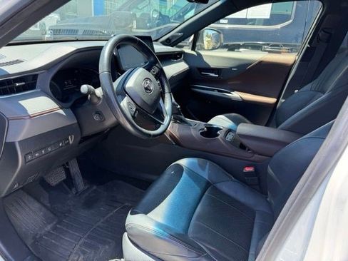 Used 2021 Toyota Venza Limited AWD/4WD image 8