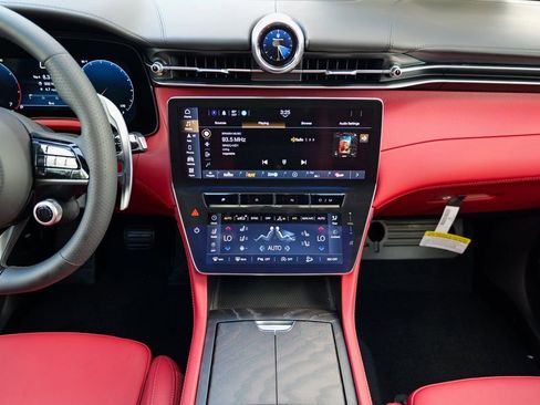 New 2025 Maserati Grecale GT image 43