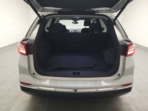 Used 2021 Chevrolet Equinox LT w/ Driver Convenience Package image 29