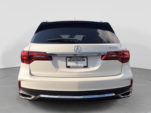 Used 2018 Acura MDX FWD w/ Tech & Entertainment image 4
