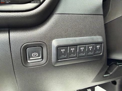 Used 2024 Chevrolet Silverado 3500 W/T w/ WT Fleet Convenience Package AWD/4WD image 18