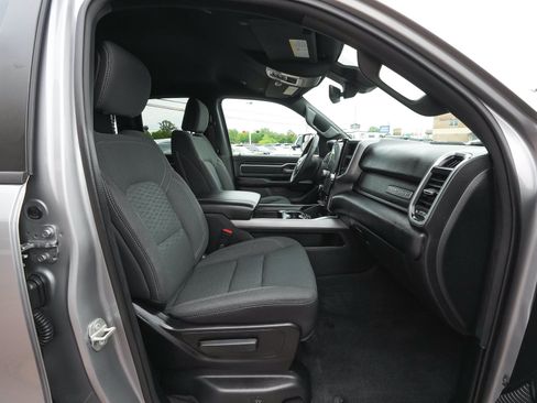 Used 2025 RAM 1500 Big Horn AWD/4WD image 39