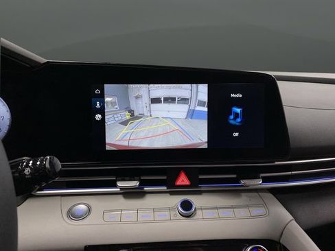 New 2026 Hyundai Elantra Limited image 11