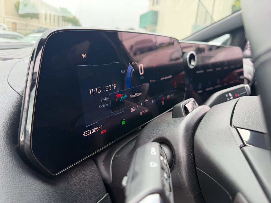 Used 2024 Chevrolet Equinox EV RS FWD image 11