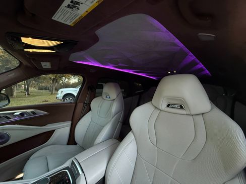 Used 2024 BMW XM image 34