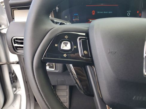 New 2026 Lincoln Corsair Premiere AWD/4WD image 24
