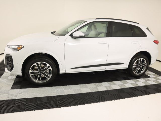 New 2026 Audi Q5 2.0T AWD/4WD image 2