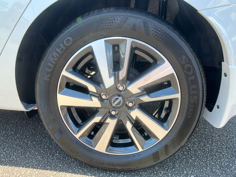 New 2025 Nissan Versa SV w/ Trunk Package image 18