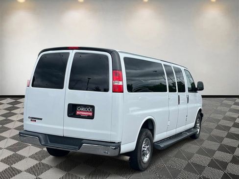 Used 2020 Chevrolet Express 3500 LT w/ LT Preferred Equipment Group RWD image 3