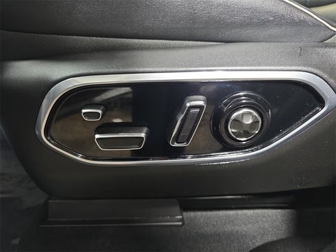 Used 2024 Jeep Grand Cherokee L Summit w/ High Altitude Package image 34