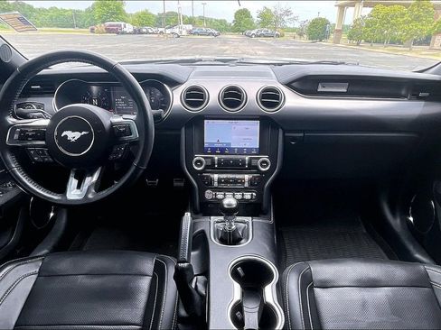 Used 2021 Ford Mustang GT Premium w/ Equipment Group 401A RWD image 11