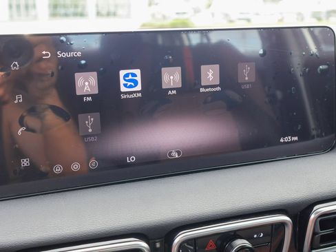 New 2026 Nissan Sentra SR FWD image 5