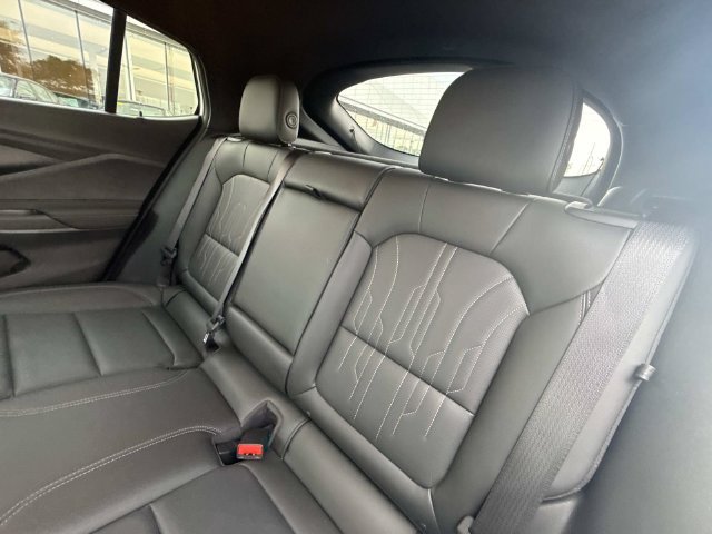 Used 2026 Buick Envista Avenir FWD image 29
