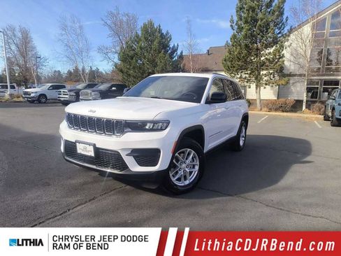 New 2026 Jeep Grand Cherokee Laredo X image 1