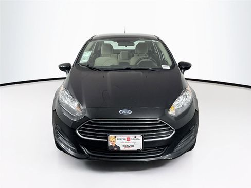 Used 2018 Ford Fiesta SE image 7