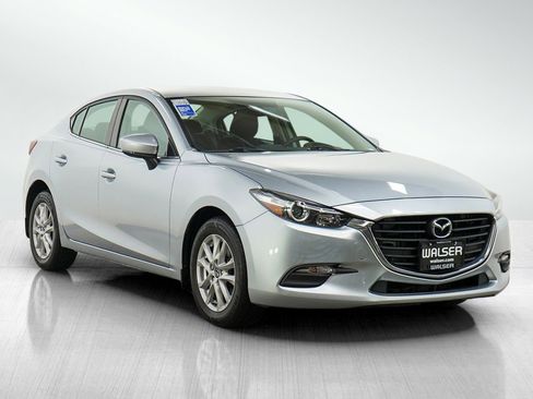 Used 2017 MAZDA MAZDA3 Sport w/ Preferred Equipment Package FWD image 7