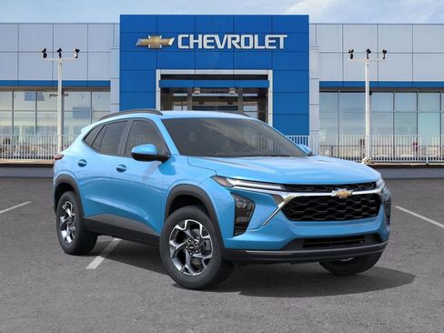 New 2026 Chevrolet Trax LT image 7