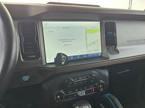 Used 2023 Ford Bronco Outer Banks image 20