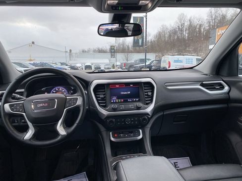 Used 2023 GMC Acadia SLT w/ Elevation Edition image 20