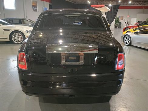 Used 2009 Rolls-Royce Phantom Sedan RWD image 4