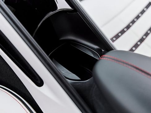 Used 2022 Ferrari Roma RWD image 71