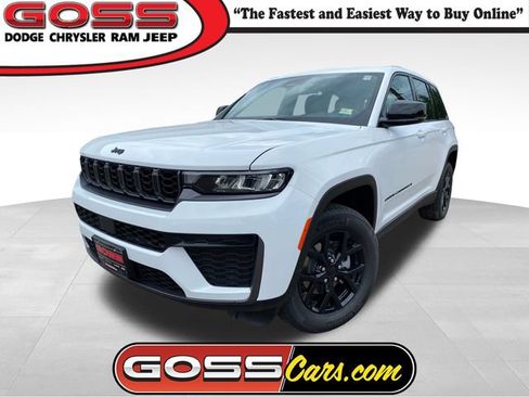 New 2026 Jeep Grand Cherokee Altitude AWD/4WD image 1