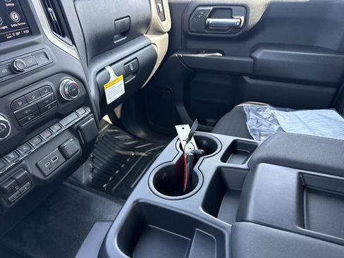 New 2026 GMC Sierra 2500 Pro AWD/4WD image 18